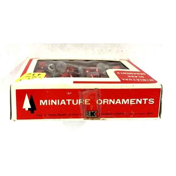 Vtg Miniature Glass Ball Christmas Tree Ornaments Red Shiny Gold Color 1" Dia - Picture 6 of 7